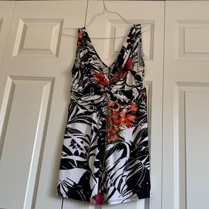 Boston Proper, Size Medium Sleeveless Shirt